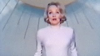 Marlene Dietrich on Broadway! Colour TV. Acceptance Speech. 1968.