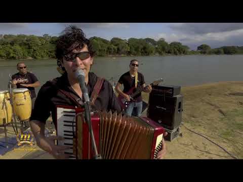 Ella tiene todo /Bajo el agua GRUPO KOPA2 2021.