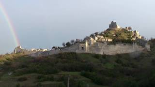 preview picture of video 'Le Château de Crussol au crépuscule (St-Péray - Ardèche - France)'