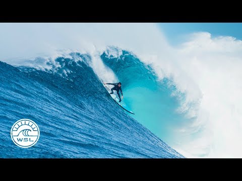 Surfer Pro njupuk ing Cortes Bank