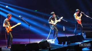 [Fancam] CNBLUE - LALALA 라라라 in Guangzhou 씨엔블루 용화