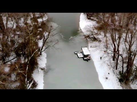 #262 Winter #Houseboat Island Survival Part 1