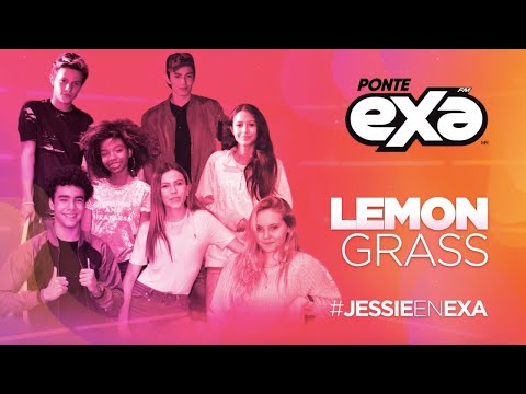 LemonGrass cantando en vivo "La La La"