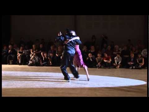  Andres Ciafardini  and  Julia Ciafardini  are  dancing  to  the  tango  "  Gallo Ciego  "  at  Tango Festival St Geniez