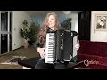 Olha o que essa mulher faz com o acordeon
