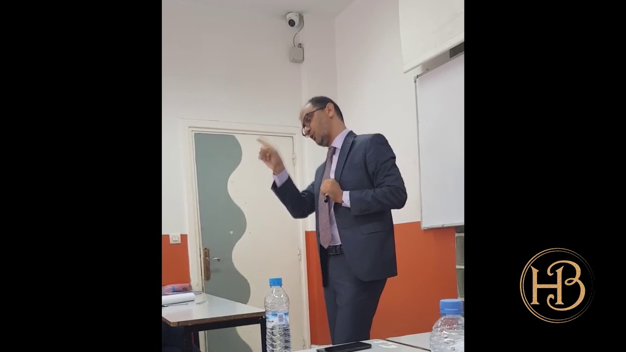Première partie du cours : 
      - Définition de la règle de droit.
      - Pourquoi respecte-t-on