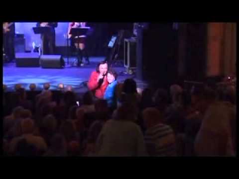 NEIL DIAMOND IMPERSONATOR TOM SADGE