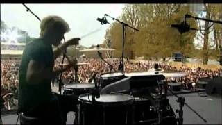 Blood Red Shoes   Doesn&#39;t Matter Much Live