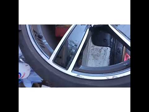 huge alloy wheels Refurbish , too hard to break bead but happy ending.