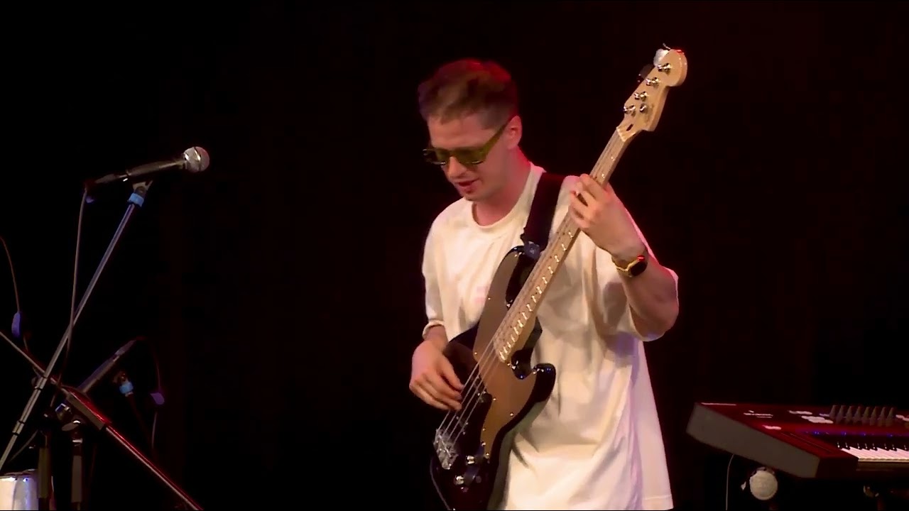 Undo Redo - Abandoned Astronaut   (Live @Czech Music Crossroads 2023)