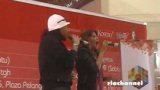 Download lagu RIA - RIZ & ALYAH (Ku Pinjam Satu Bintang) [Suara Karaoke HAI (30/05/09) Plaza Pelangi, JB] Part 2/4 mp3