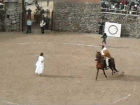 Pacaraos, Octubre 2011. Iniciando la tarde Taurina.