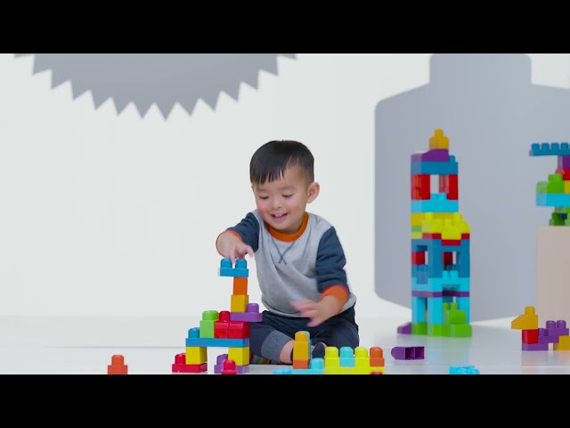 Vídeo relacionado con Mega Bloks Ciudad Verde Granja cultiva y Protege, Juguete de Bloques de construcción para bebé +1 año (Mattel HDL07)