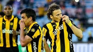 09/08/2015 - Diego Forlan debuta con gol en Peñarol