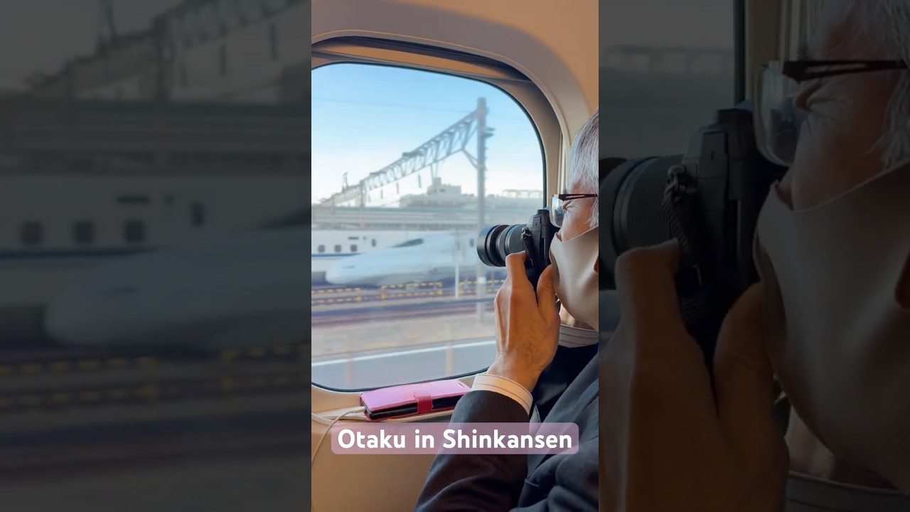 Otaku in Shinkansen #tokaidoshinkansen