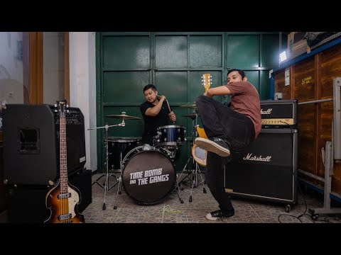 Time Bomb and The Gangs - Esok kan Tiba (official music video)