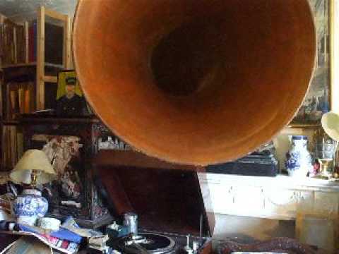 "Moonbeam Kiss her For Me " Played by the Savoy Orpheans HMV B 5244