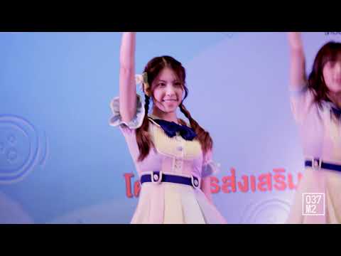 180906 BNK48 Minmin - Tsugi no Season @ Samui Festival 2018 Press Conference [Fancam 4K]