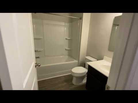 Room in 4 Bedroom Home at Bent Willow Dr property video
