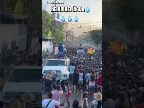 Reina del agua por aquí en Andrés Bello,  estado Miranda. #barlovento #miranda #carnavales2026