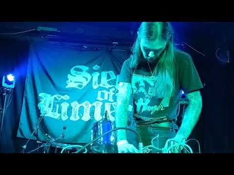Knifedoutofexistence live at Siege Of Limerick 