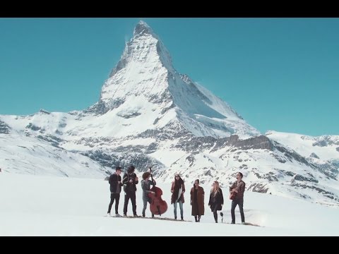 Unplugged With A View – Cilia Hunch, The World Hates