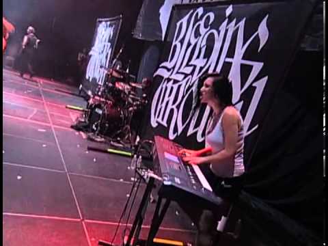 Bleeding Through - Love In Slow Motion (Live)