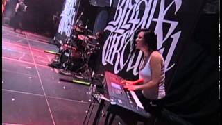 Bleeding Through - Love In Slow Motion (Live)