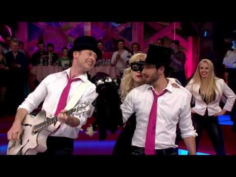 ČUKI - MAČKE (Glej jo, glej jo, kakšna luštna mačka)