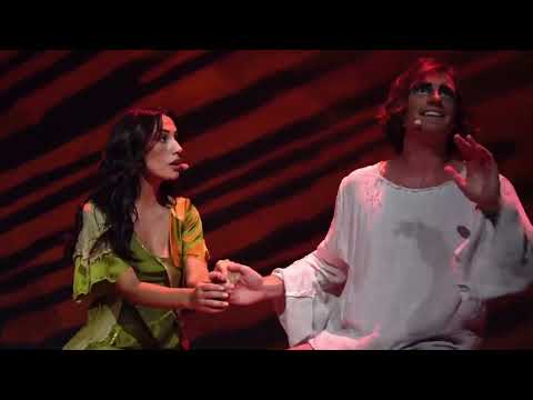 Elhaida Dani (Esmeralda), Eric Jetner (Gringoire) - Le Mot Phoebus [Notre Dame de Paris 2022]