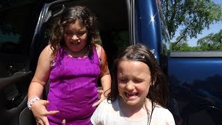 Real Food Fight In Truck "Victoria & Annabelle Freak Out" Toy Freaks Family