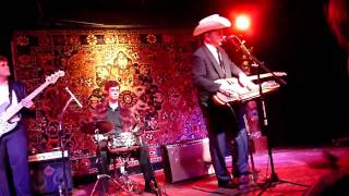 Junior Brown - You Didn't Have To Go All The Way - SATX