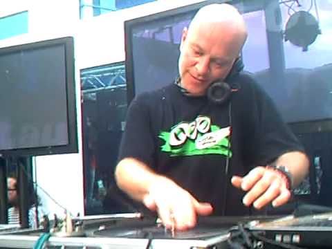 Smack my bitch up - Chris Liberator 01/05/2010