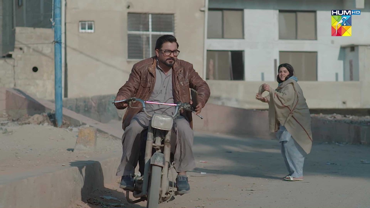 Larki Ko Cherna Mehnga Parh Gaya...!  #sirfshabana #sohaialiabro - HUM TV