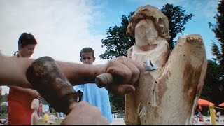 preview picture of video 'Rzeźba w Plenerze Okunince nad Jeziorem Białym ,'