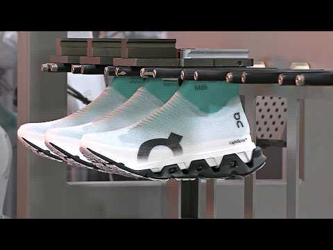 Роботы на производстве спортивной обуви