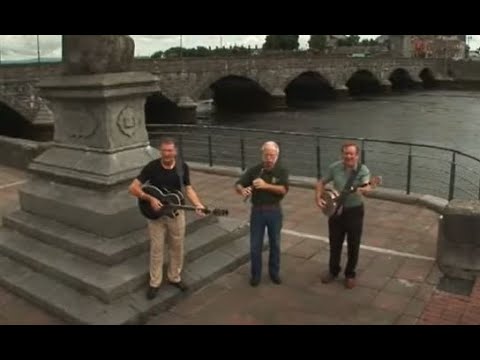 The Wolfe Tones - Only Our Rivers Run Free