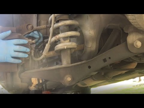 2008 Ford Expedition - Squeaking From Rear Suspension - Strut Assembly Replacement