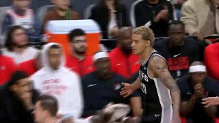 Jeremy Sochan ran to high-five the entire Blazers bench after scoring an acrobatic and-1