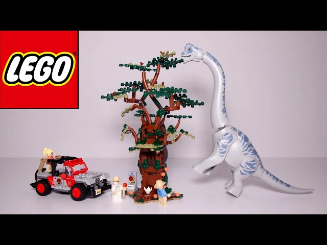 Vídeo relacionado con LEGO 76960 Jurassic Park Descubrimiento del Braquiosaurio, Set de Dinosaurio de Juguete con Figuras, Árbol y un Coche para Construir Jeep, Regalo para Niños y Niñas, Colección 30 Aniversario