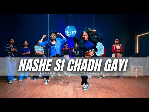 Nashe Si Chadh Gayi Dance | Ranveer Singh x Vaani Kapoor