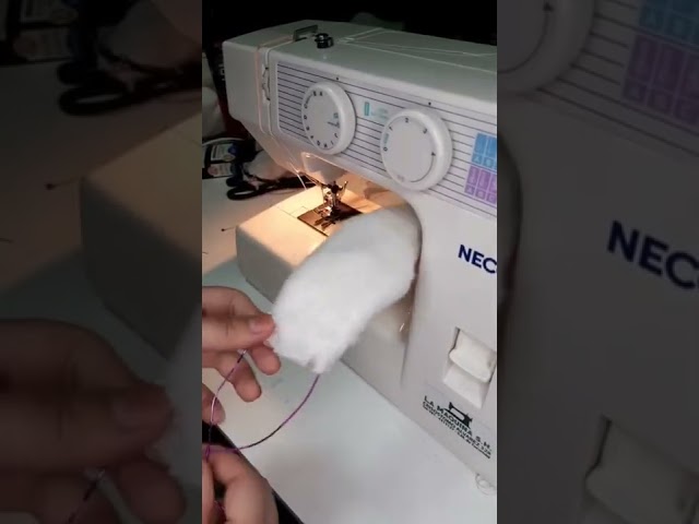 Vídeo relacionado con Lurrose Diadema con Orejas de Mono para Halloween Kit de Disfraz de Cola de Pajarita Diadema con Orejas de Animal para Decoración de Fiesta de Cosplay