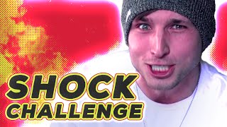 TWITTER SHOCK CHALLENGE (Squad Vlogs)