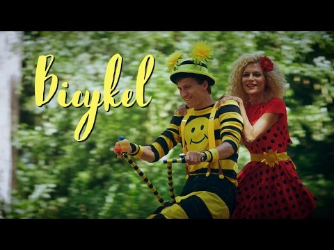 download lagu mp3 mp4 Bicykel, download lagu Bicykel gratis, unduh video klip Bicykel