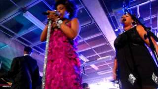 Macy Gray - Cover of Wake Up (Arcade Fire) Live @ Perez Hilton Show / SXSW &#39;10