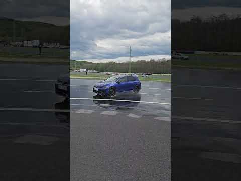 Drifting the Volkswagen Golf R with Torque Splitter