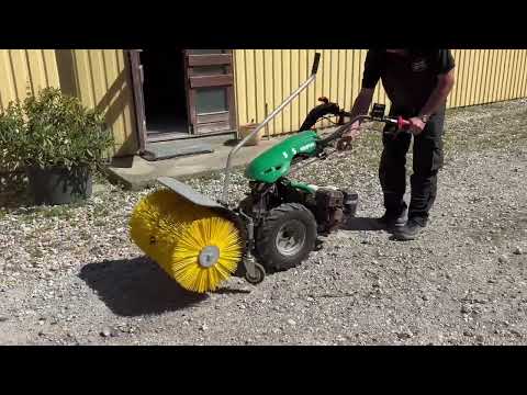 Video: Ferrari 515 Griffon with New 60 cm sweeper 1