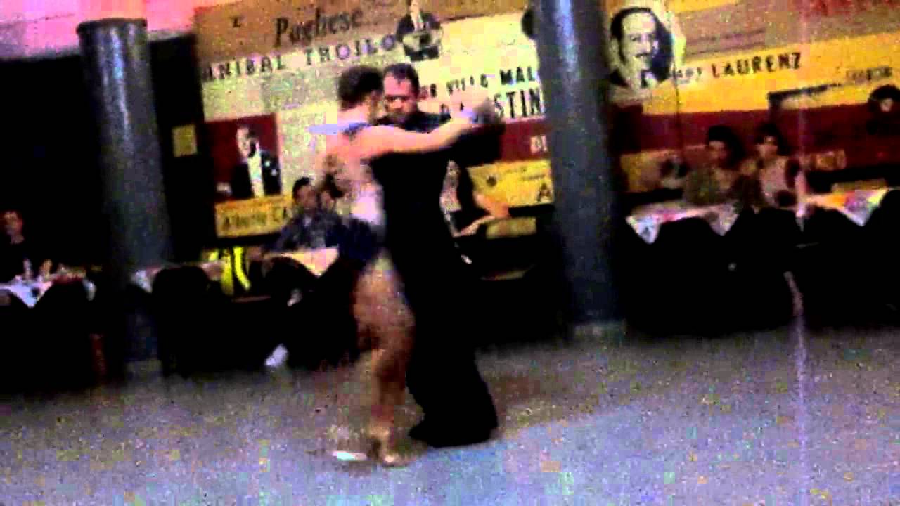 SILVANA PRIETO Y JUAN PABLO FERNANDEZ - EXHIBICION DE TANGO EN PRACTICA EL MOTIVO - VILLA MALCOLM