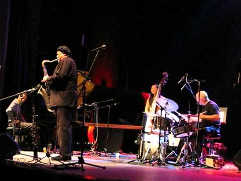 Joe Lovano & Dave Douglas Quintet (Live)