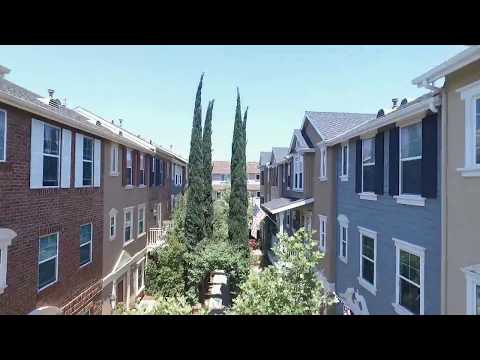 Beautiful Tustin Townhouse In Southern California - Real Estate: